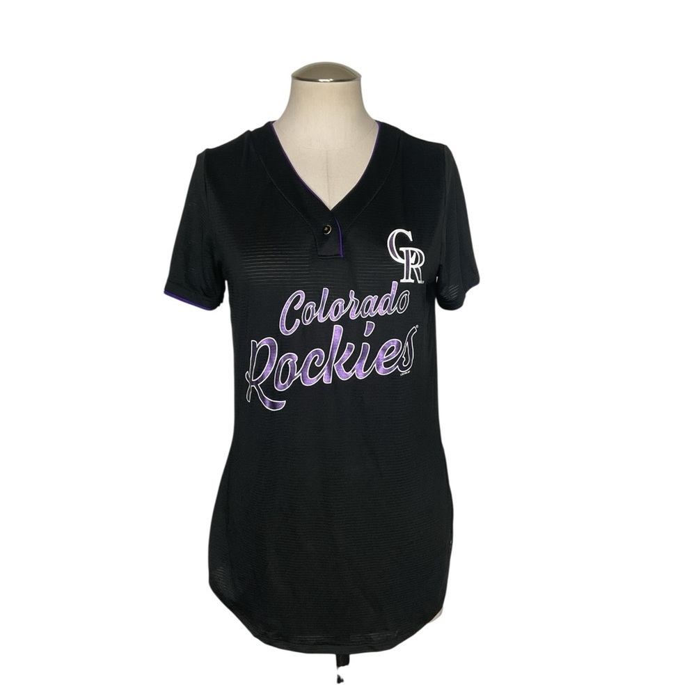 Colorado Rockies Women’s Black V Neck MLB Graphic Tee